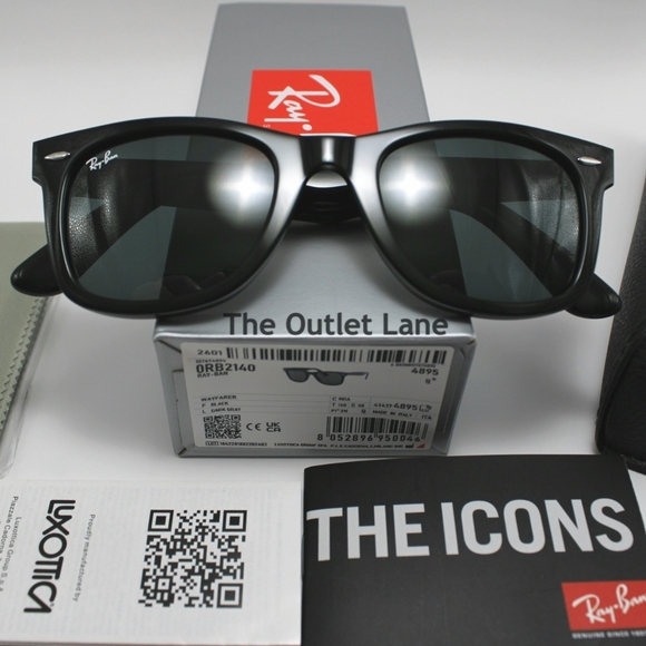 Model Display Ray-Ban Wayfarer Black RB2140 - Picture 4 of 16